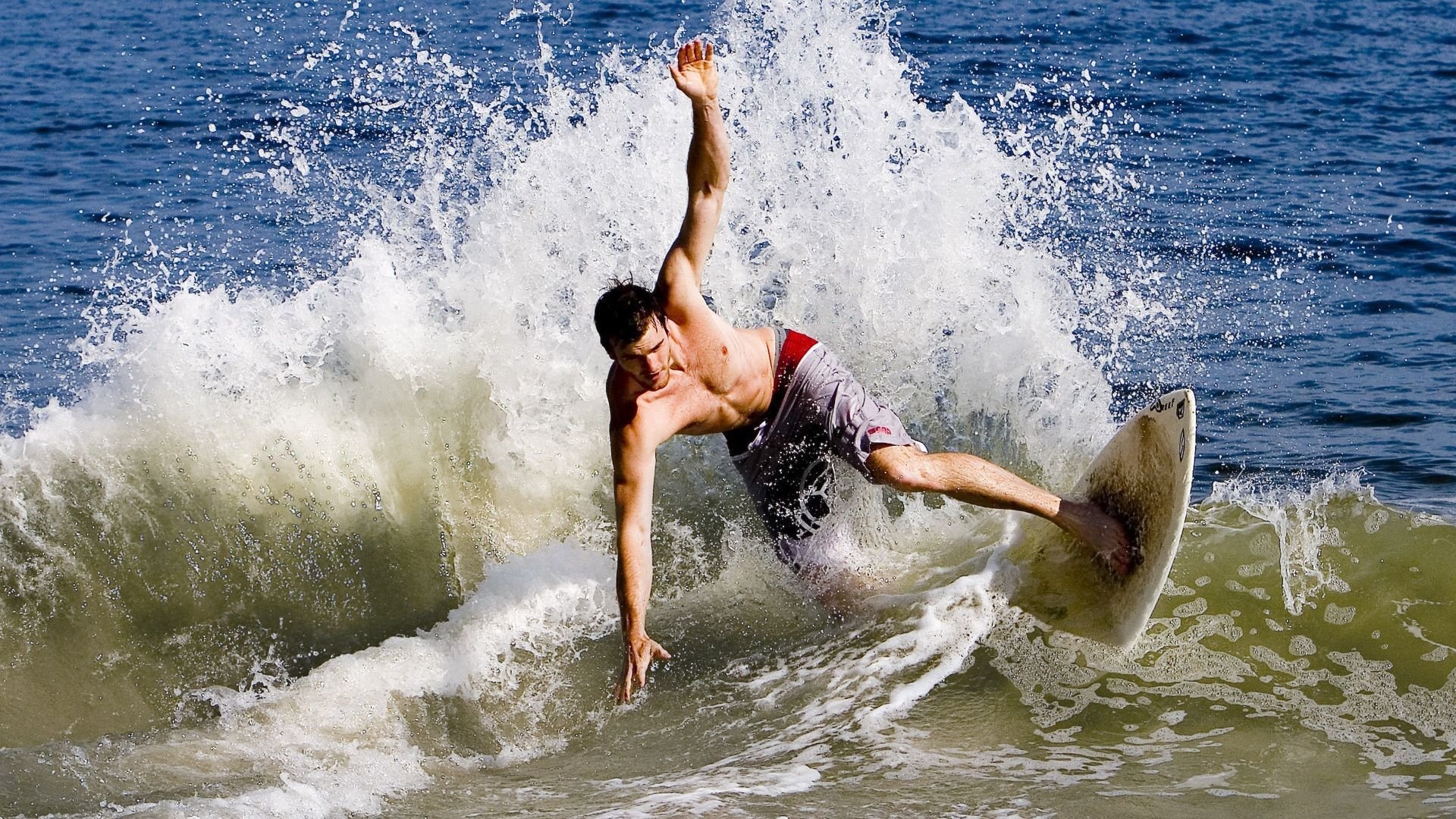 逆境中的“奇迹瞬间”让人奔溃！