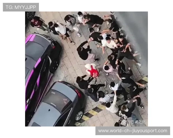 五人制足球爆发斗殴：两队全被罚下